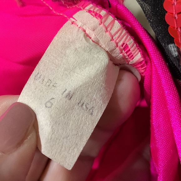 Girls one piece hot pink and black w/ polka dots sequined tutu with skirt - Picture 6 of 6